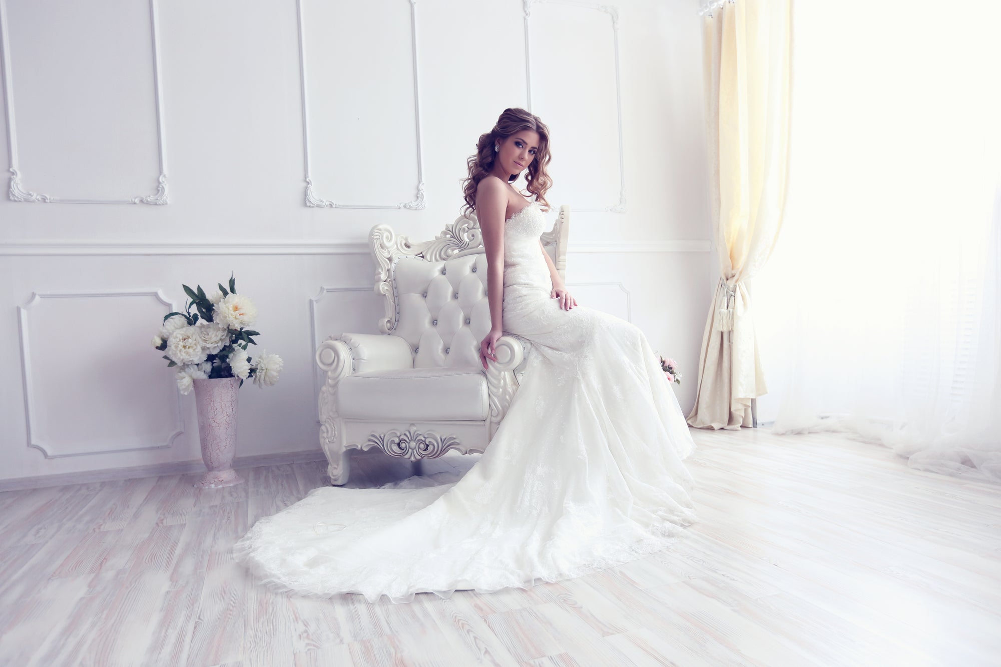 The Art of Scenting Your Wedding